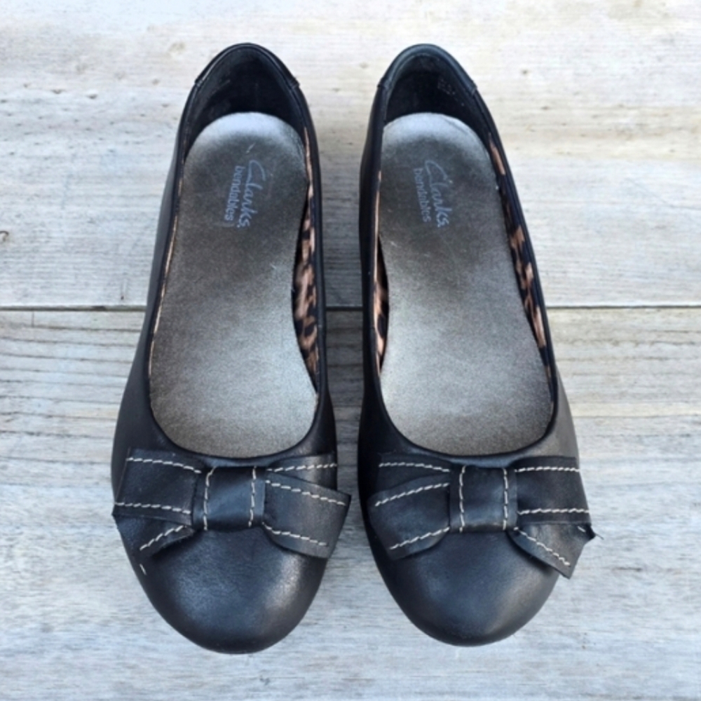 Clarks Bendables Y2K Preppy Feminine Bow Leather Comfort Ballet Flats 7.5M